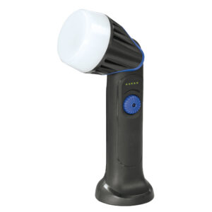 En Handlampa 1000 lumen 360° med ett vitt ljusskydd, svart kropp, blå accenter och en knapp på framsidan.