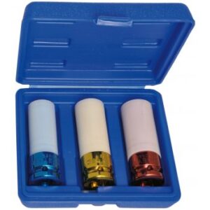 Ett blått plastfodral innehållande tre HYLSSET 17 19 21 MM 1/2" LÅNGHYLSOR 17 19 21 MM 1/2", HEYTEC med vita baser och färgade ändar i blått, gult och rött.