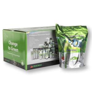 Box märkt "Change to Green" innehållande olika VEIDEC rengöringsprodukter bredvid en zippåse med Veidec våtservetter Total Clean ZIP refill.