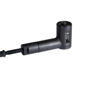 Auxiliary hydraulic ram